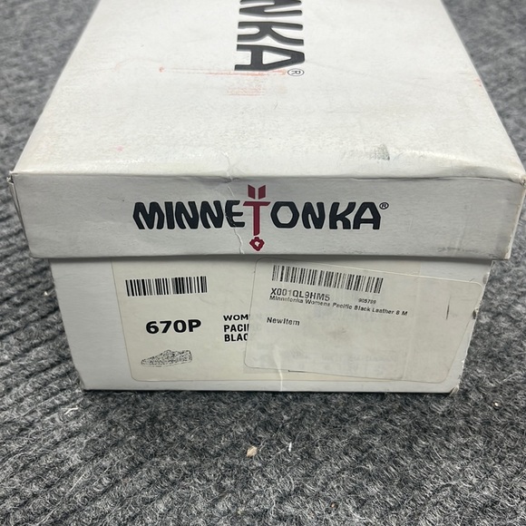 Minnetonka Women’s Pacific Black Loafers (3150) - Picture 7 of 7